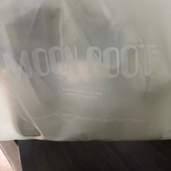 NEW moon boot icon glitter gold - Picture 8 of 8